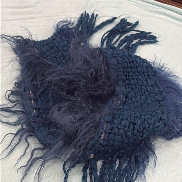 Handmade Real Mongolian Fur Scarf - Picture 9 of 9